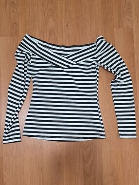 Off-Shoulder Black & White Striped Long-Sleeve Top